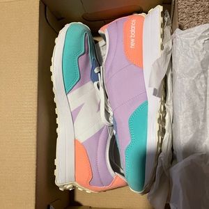 New Balance sneakers worn once